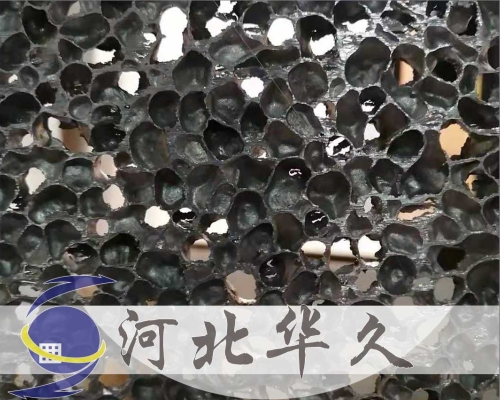 中孔径泡沫铝